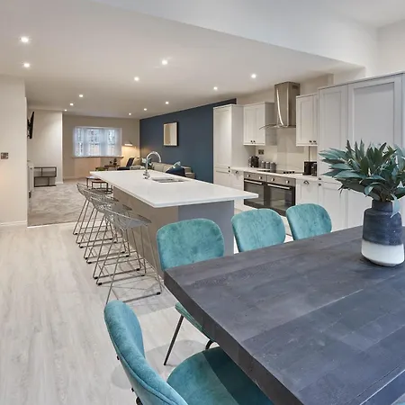 Host & - Iburn House Vakantiehuis *